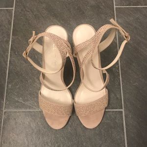 Size 8.5 ALDO Heels
